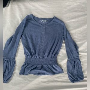 Mudd Size 8 puff sleeves blue shirt